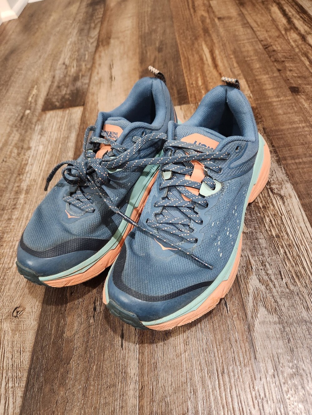 Hoka Challenger ATR 6 Running Shoes Size 7